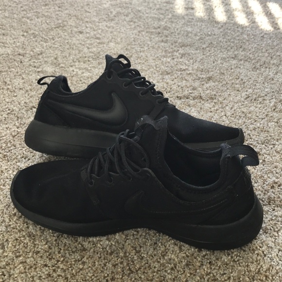 Nike Shoes - Women's NIKE Roshe One Shoes
